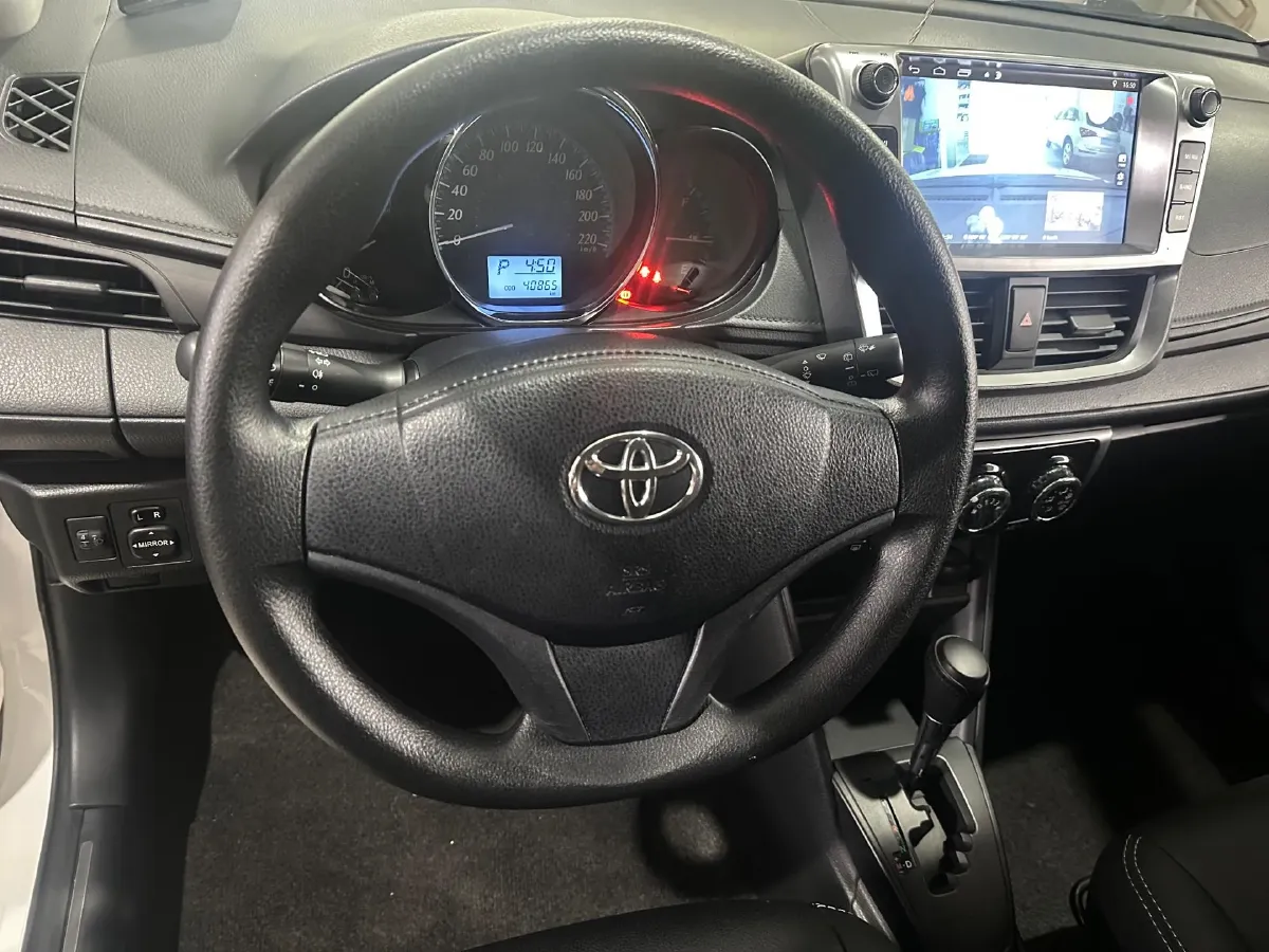 2017 Toyota Yaris L 1.5L 107HP L4 CVT,autocango,china used car exporter,china ev exporter,chinese used car exporter,chinese used ev exporter