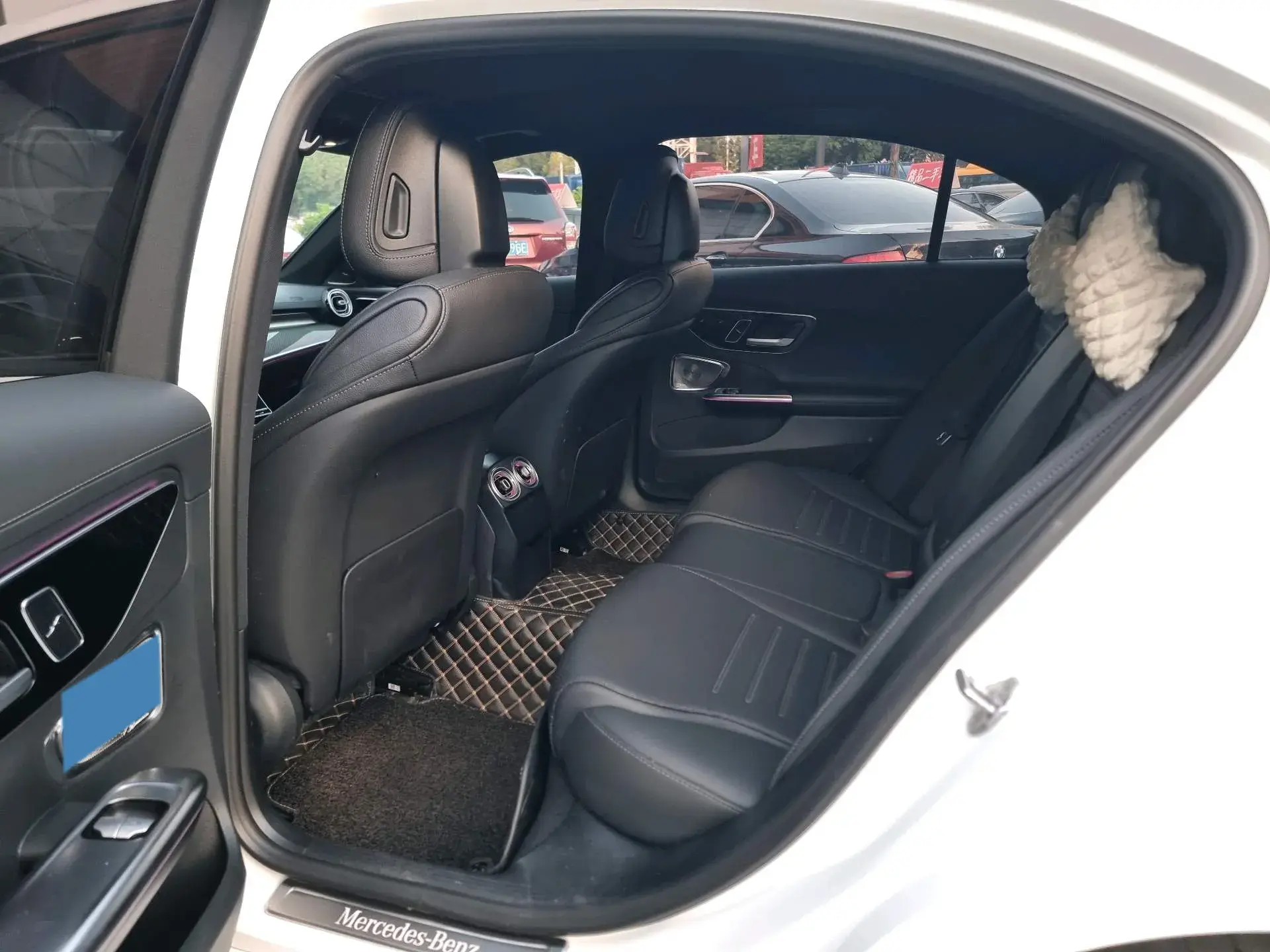 2023 MERCEDES-BENZ C thumbnail 4