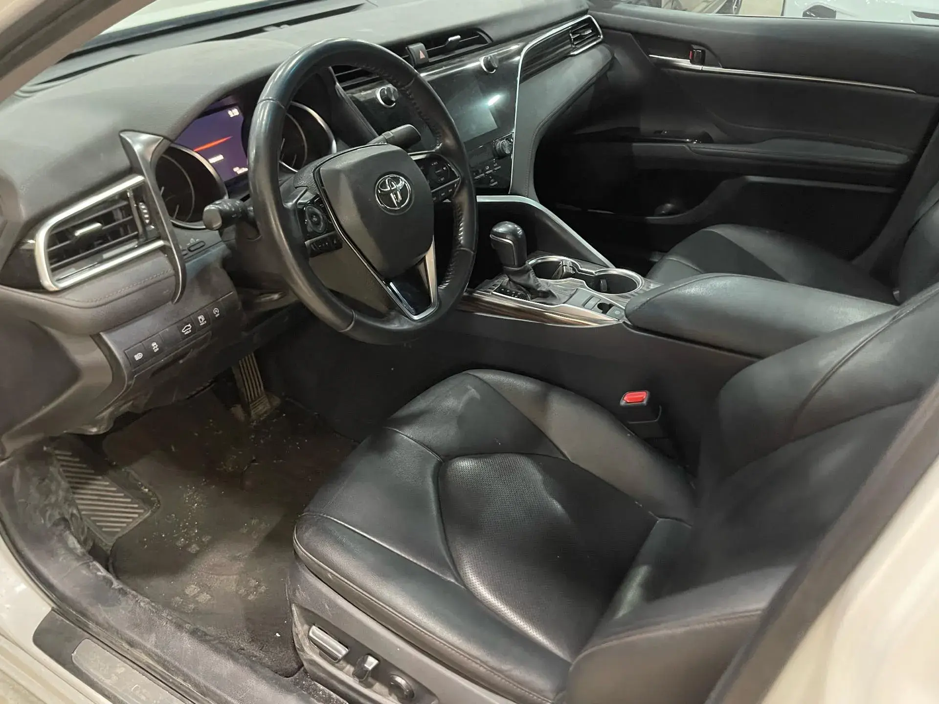 2019 TOYOTA CAMRY thumbnail 4