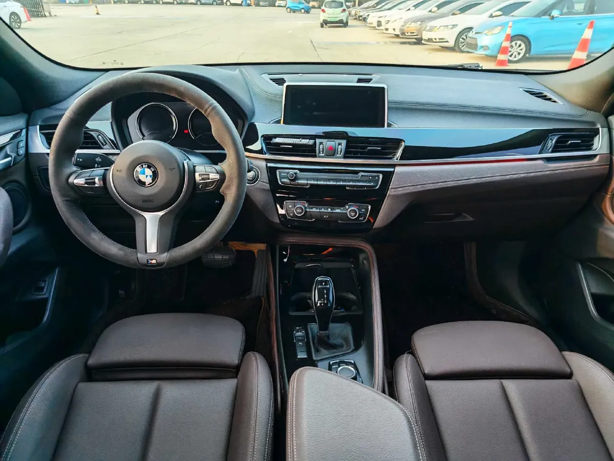 2020 BMW X2 2.0T 192HP L4 7DCT,autocango,china used car exporter,china ev exporter,chinese used car exporter,chinese used ev exporter