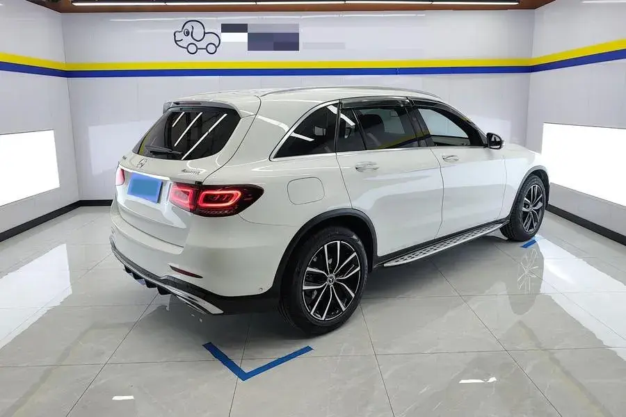 2022 MERCEDES-BENZ GLC thumbnail 3