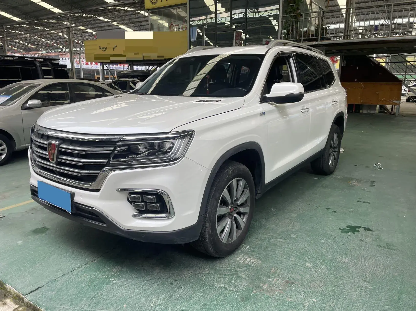 2019 ROEWE RX8 view 1