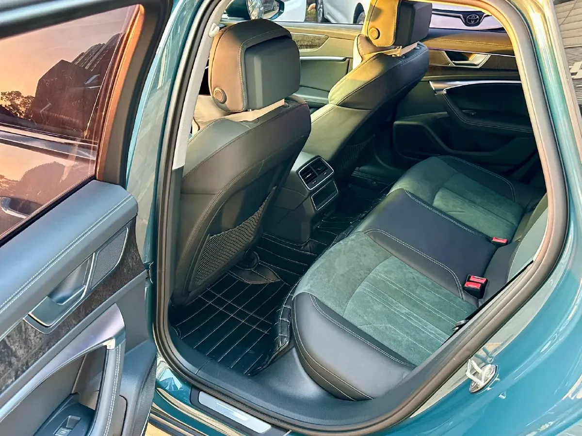 2021 Audi A6 3.0T 340HP V6 7DCT,autocango,china used car exporter,china ev exporter,chinese used car exporter,chinese used ev exporter