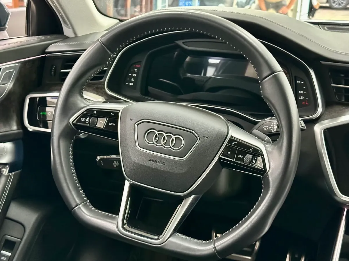2021 Audi A6 3.0T 340HP V6 7DCT,autocango,china used car exporter,china ev exporter,chinese used car exporter,chinese used ev exporter