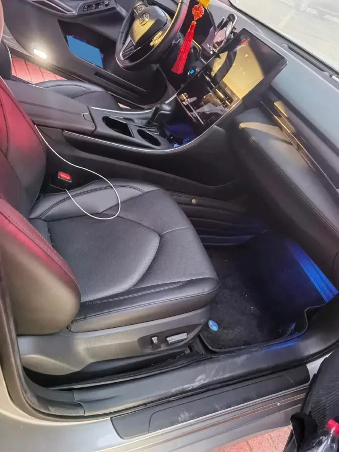2022 Toyota Avalon 2.5L 209HP L4 8AT,autocango,china used car exporter,china ev exporter,chinese used car exporter,chinese used ev exporter