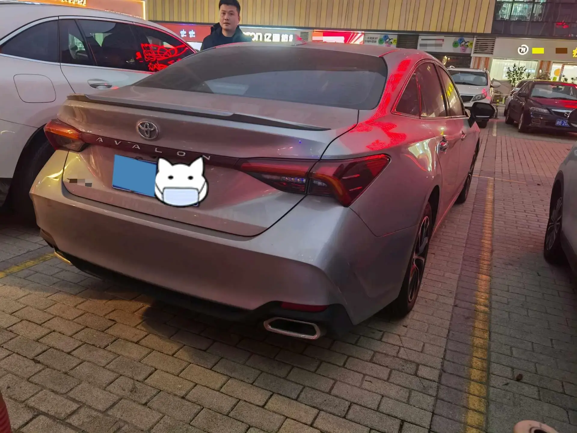 2022 TOYOTA AVALON thumbnail 3