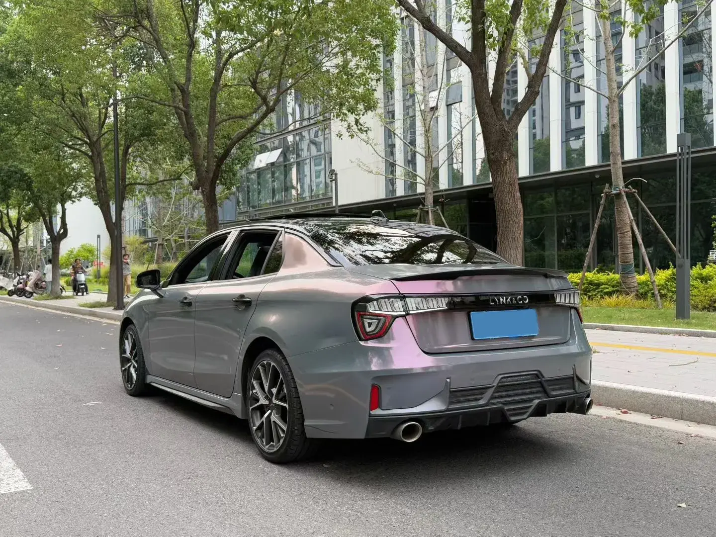 2022 LYNK&CO 03 thumbnail 4