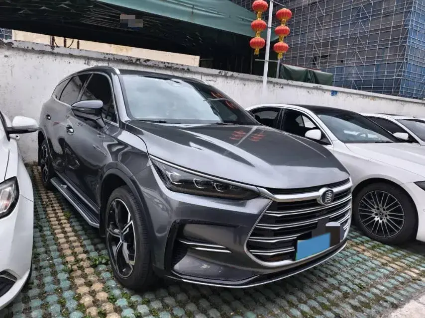2021 BYD TANG thumbnail 3