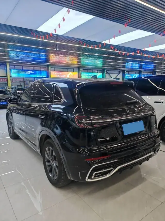 2023 HONGQI HS5 thumbnail 3