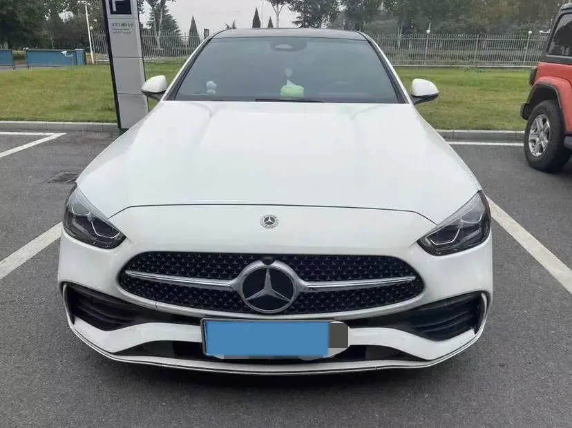 2024 MERCEDES-BENZ C thumbnail 2