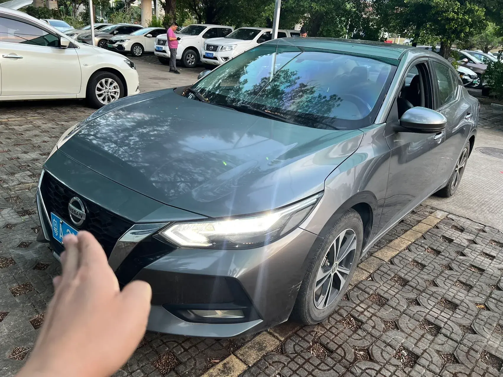 2020 NISSAN SYLPHY view 1