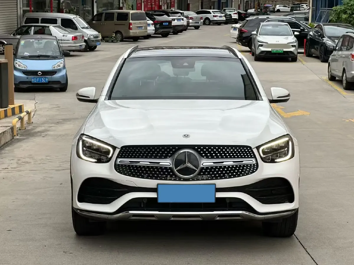 2022 Mercedes-Benz GLC Class 2.0T 258HP L4 9AT,autocango,china used car exporter,china ev exporter,chinese used car exporter,chinese used ev exporter