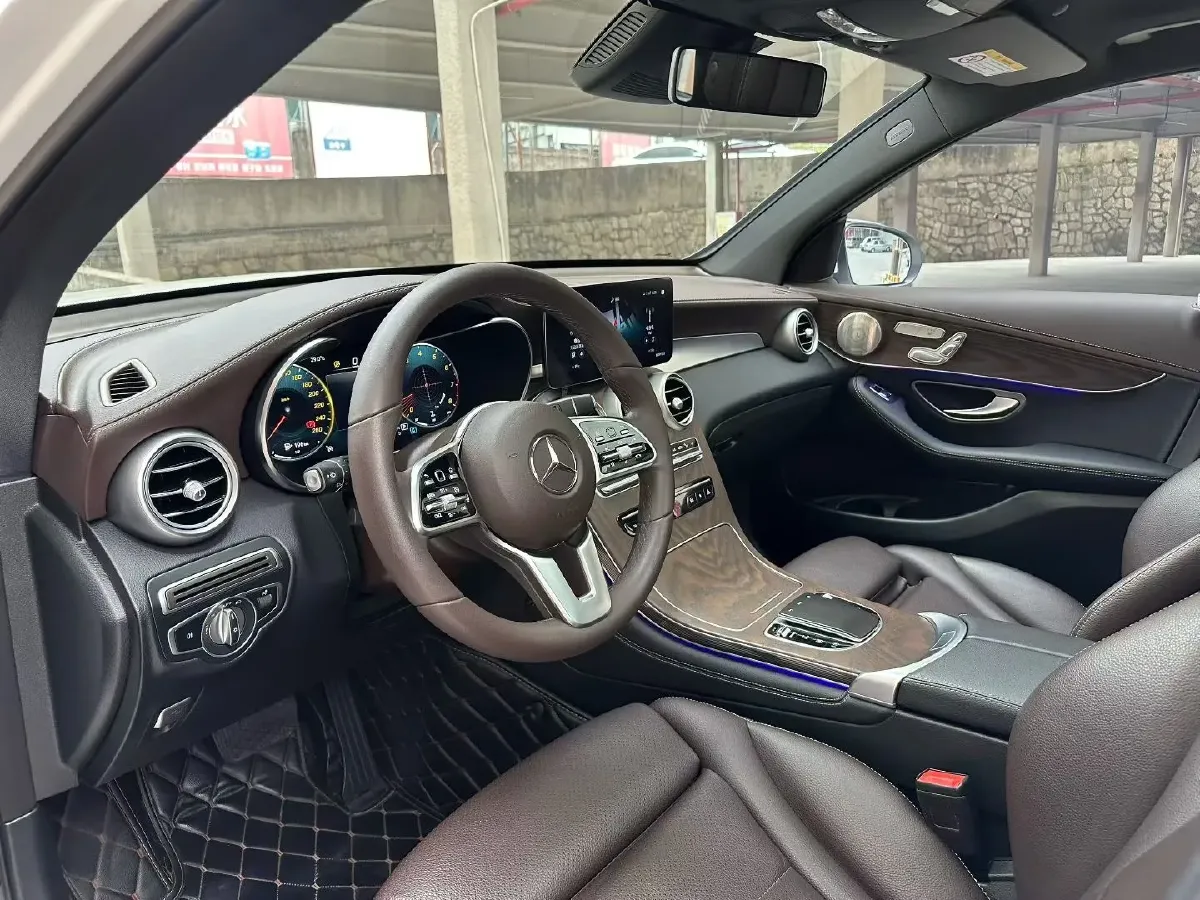 2022 Mercedes-Benz GLC Class 2.0T 258HP L4 9AT,autocango,china used car exporter,china ev exporter,chinese used car exporter,chinese used ev exporter