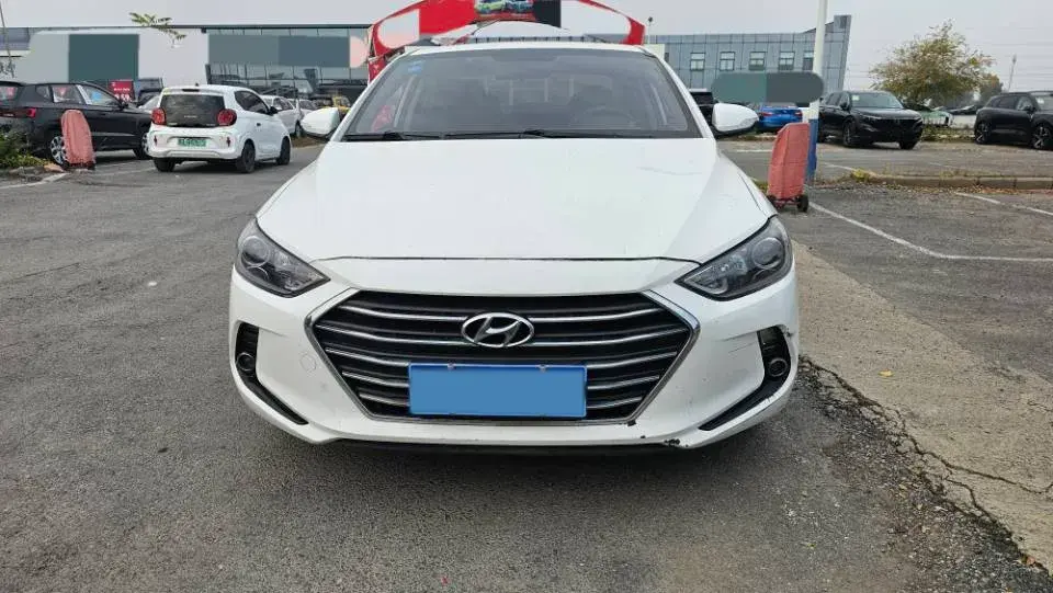 2016 HYUNDAI ELANTRA thumbnail 2