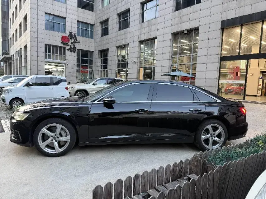 2020 AUDI A6L thumbnail 3