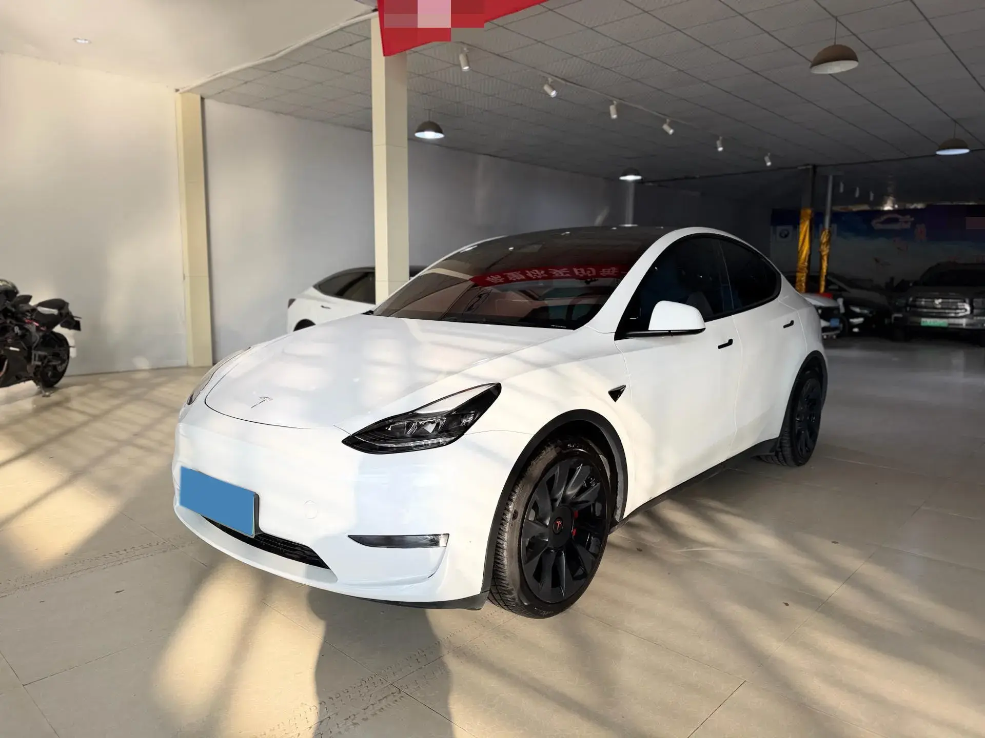 2021 TESLA MODEL view 1