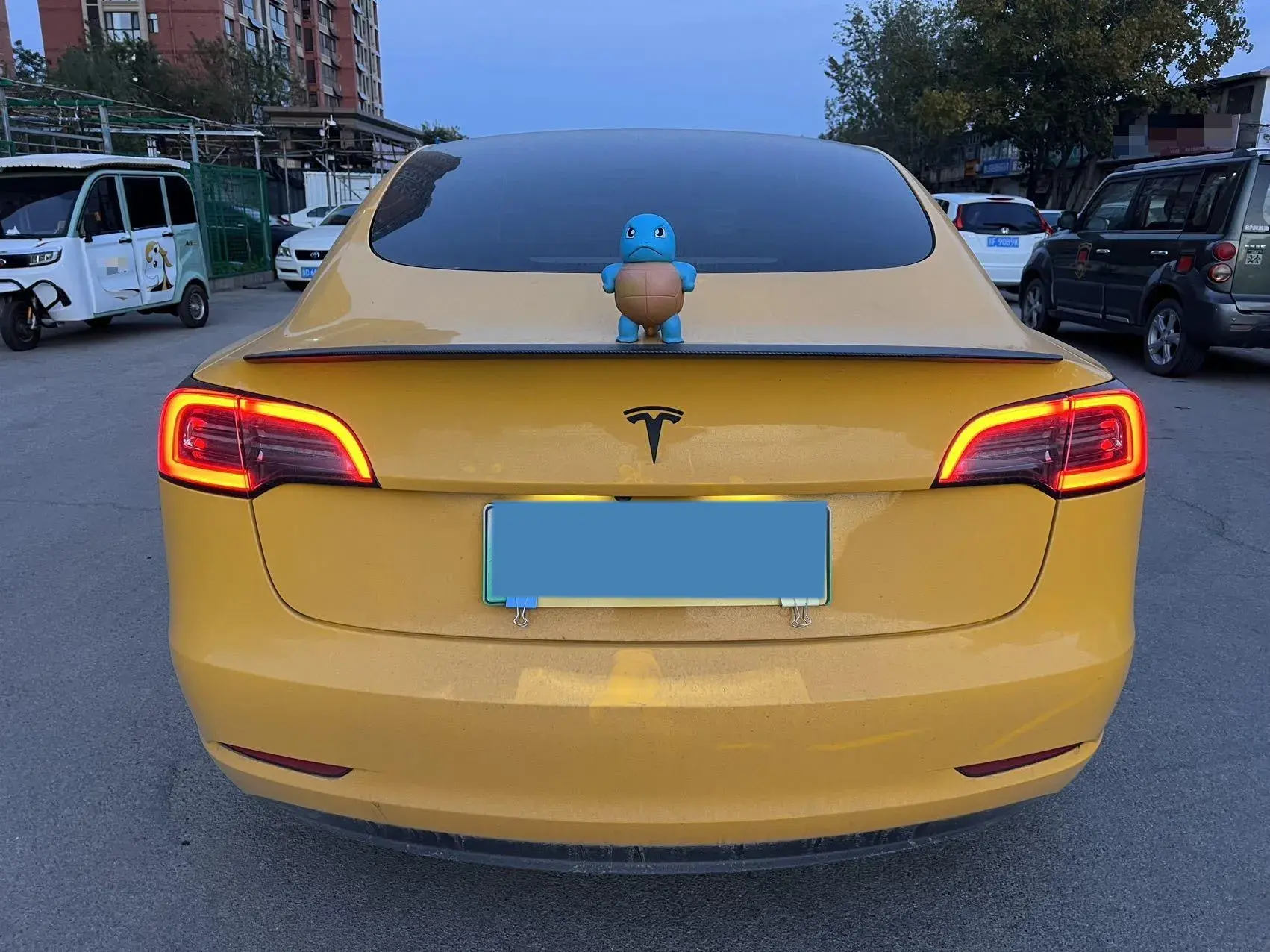 2021 TESLA MODEL thumbnail 4