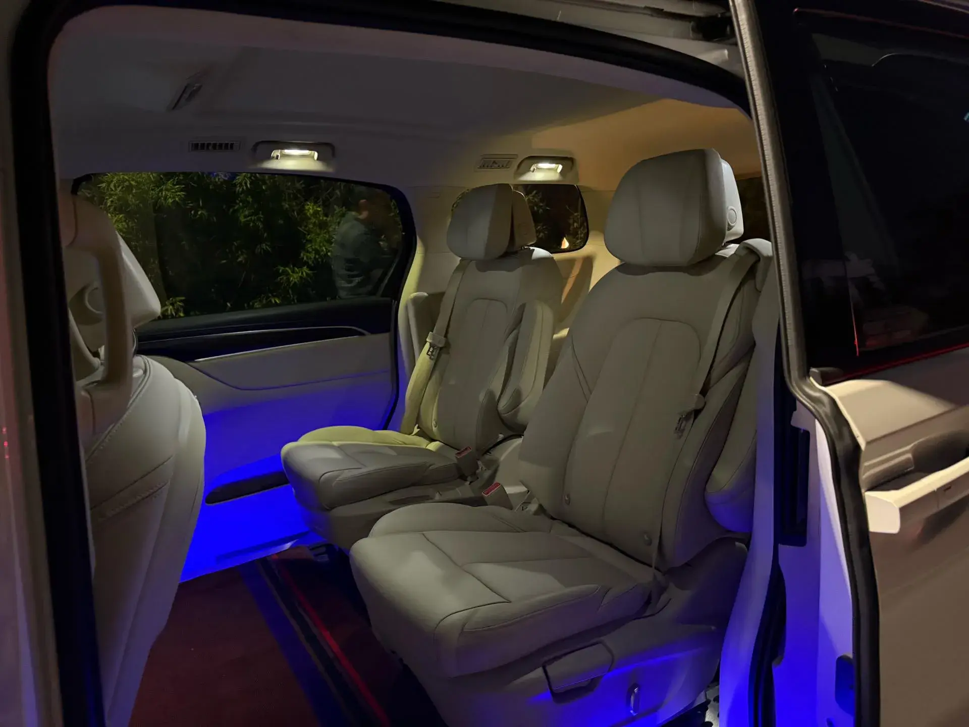 2022 BUICK GL8 thumbnail 3