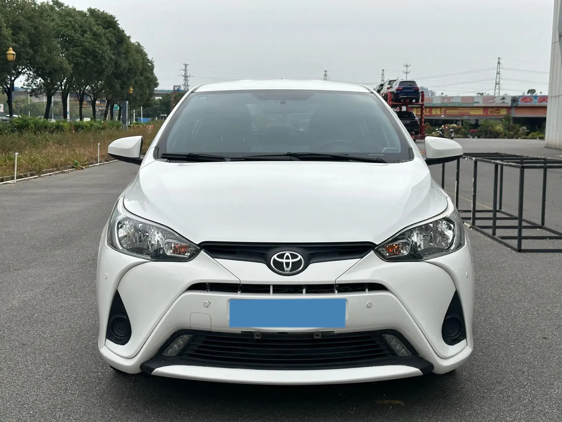 2020 TOYOTA YARIS thumbnail 2