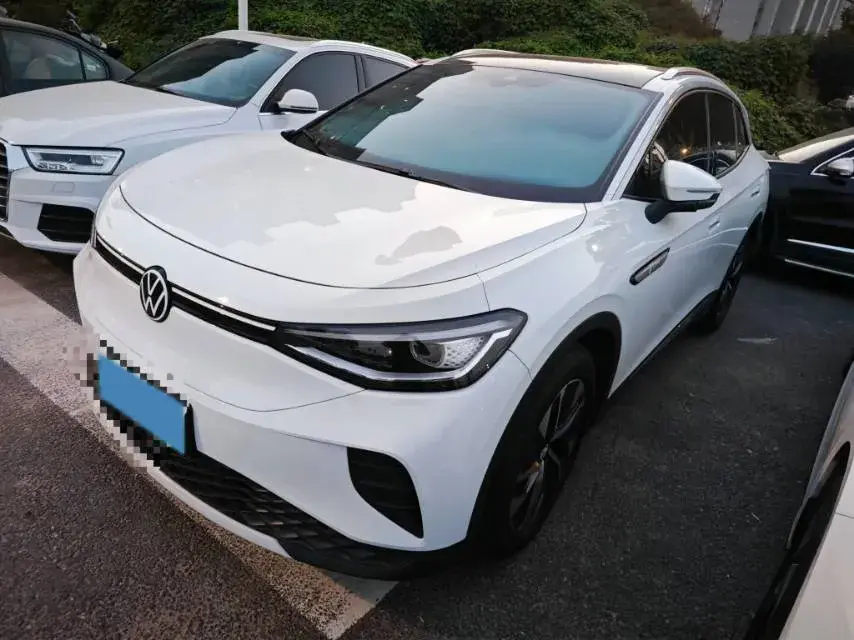 2024 VOLKSWAGEN ID.4 view 1