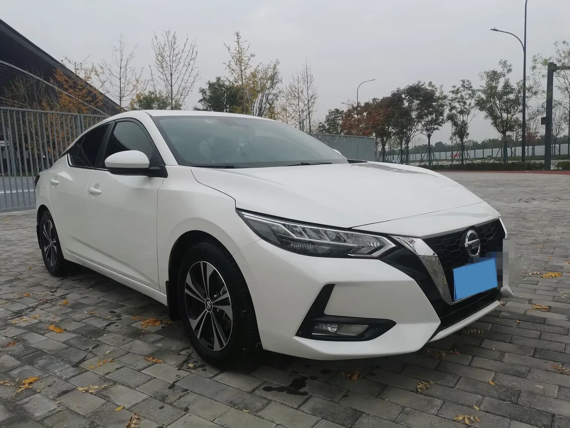 2020 NISSAN SYLPHY thumbnail 3