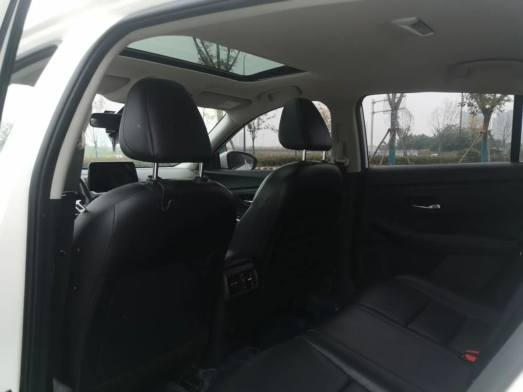 2020 NISSAN SYLPHY thumbnail 4