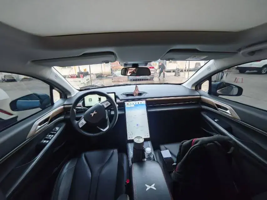 2022 XPENG P5 thumbnail 3