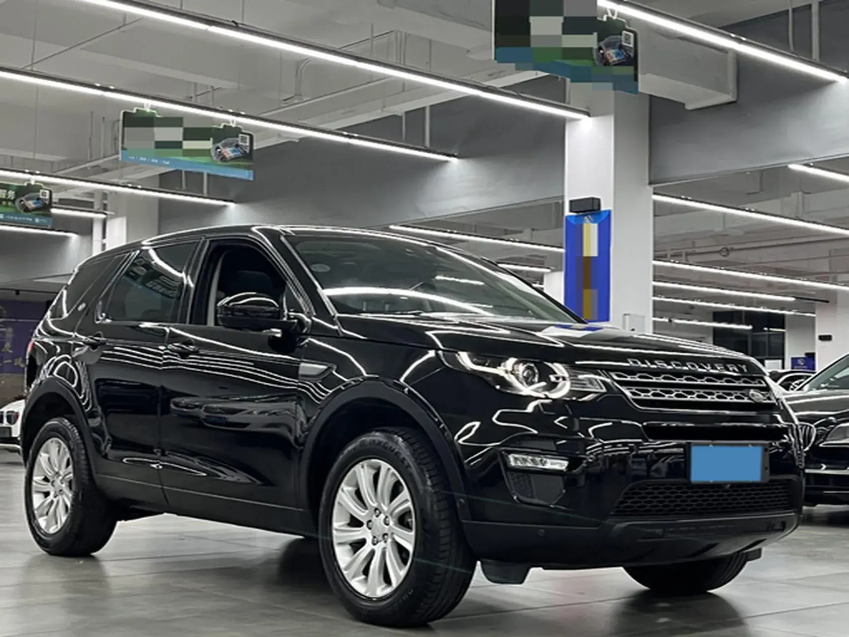 2018 LAND ROVER thumbnail 3