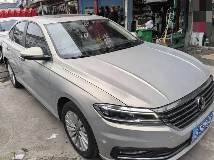 2021 VOLKSWAGEN LAVIDA thumbnail 2