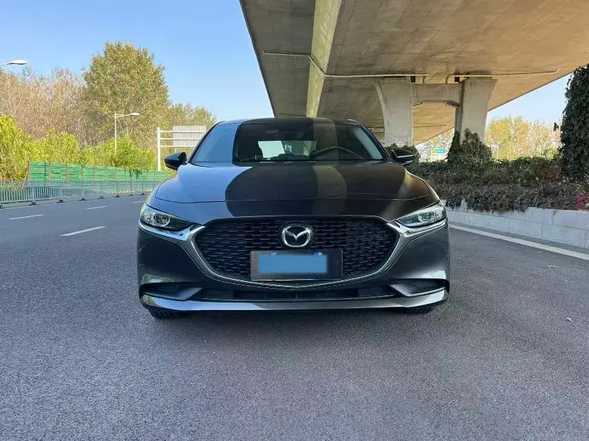 2020 MAZDA 3 thumbnail 2