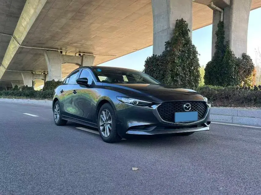 2020 MAZDA 3 thumbnail 3