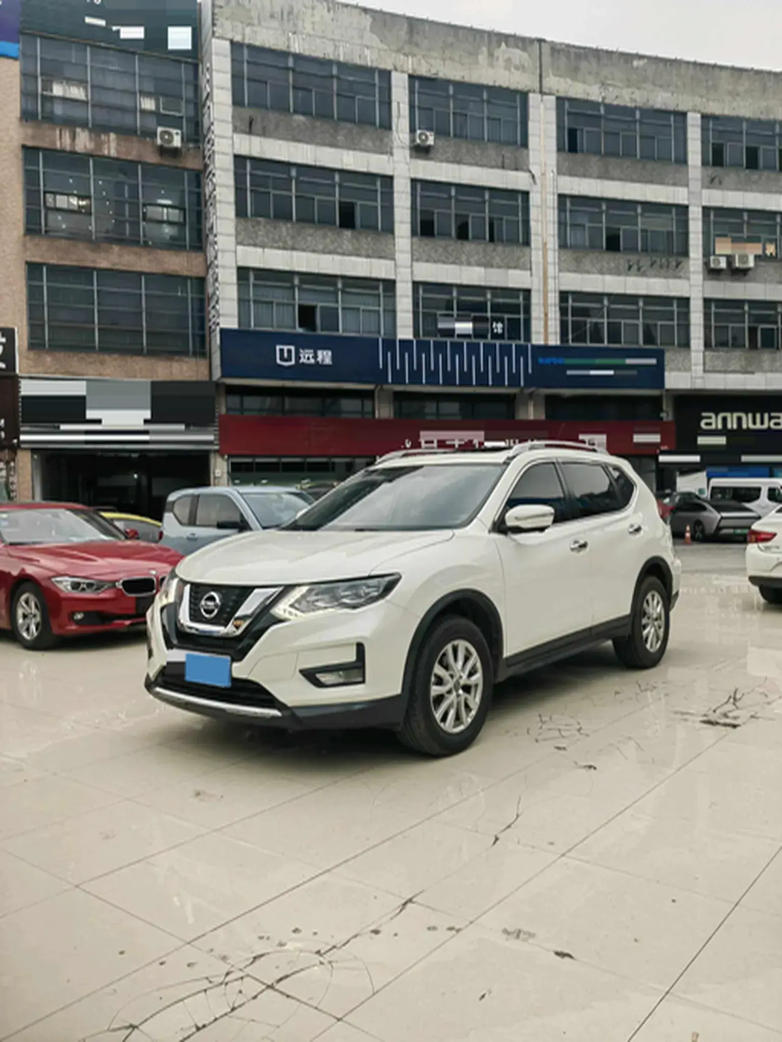 2020 NISSAN X-TRAIL view 1