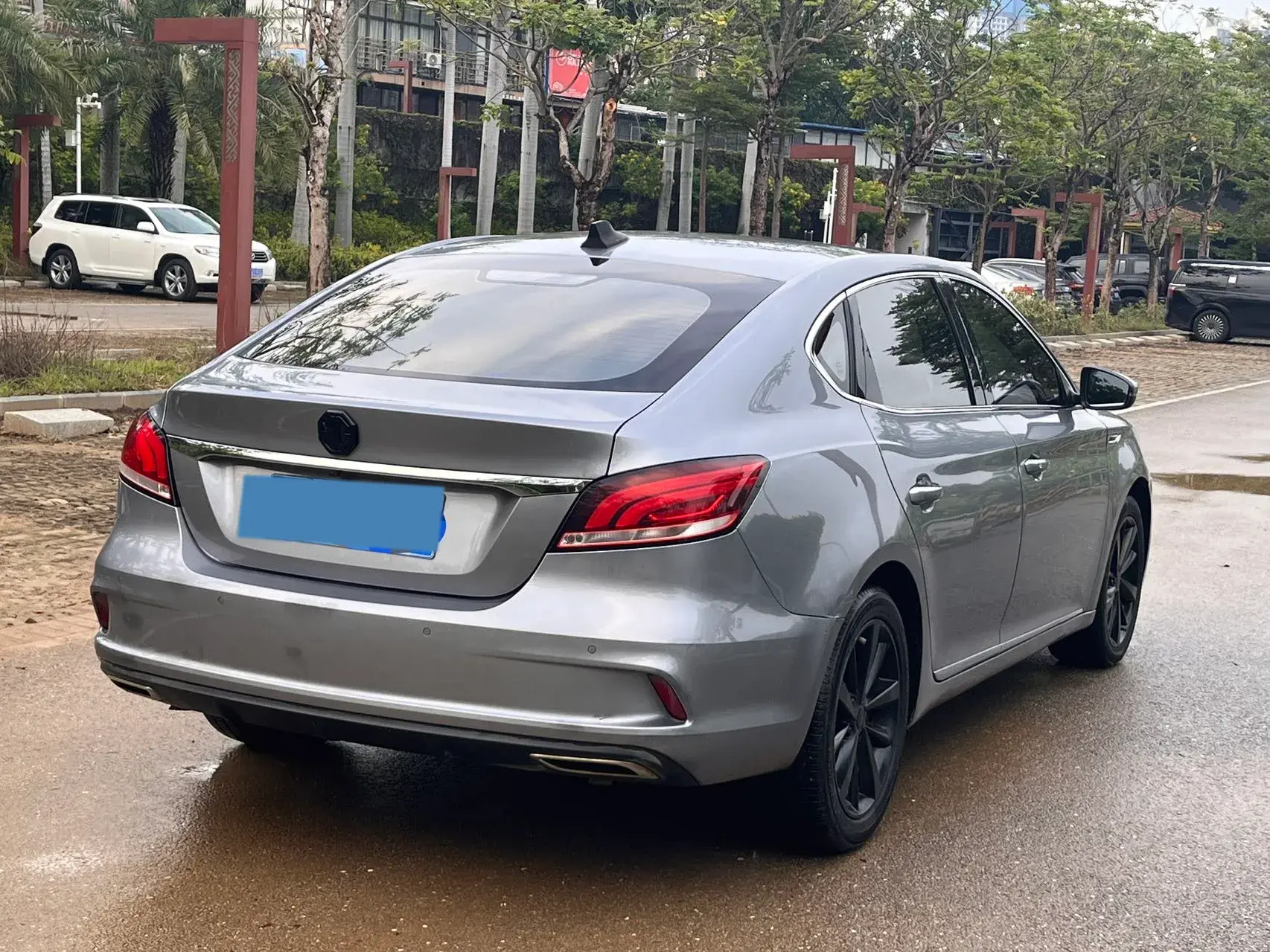 2019 MG MG6 thumbnail 3