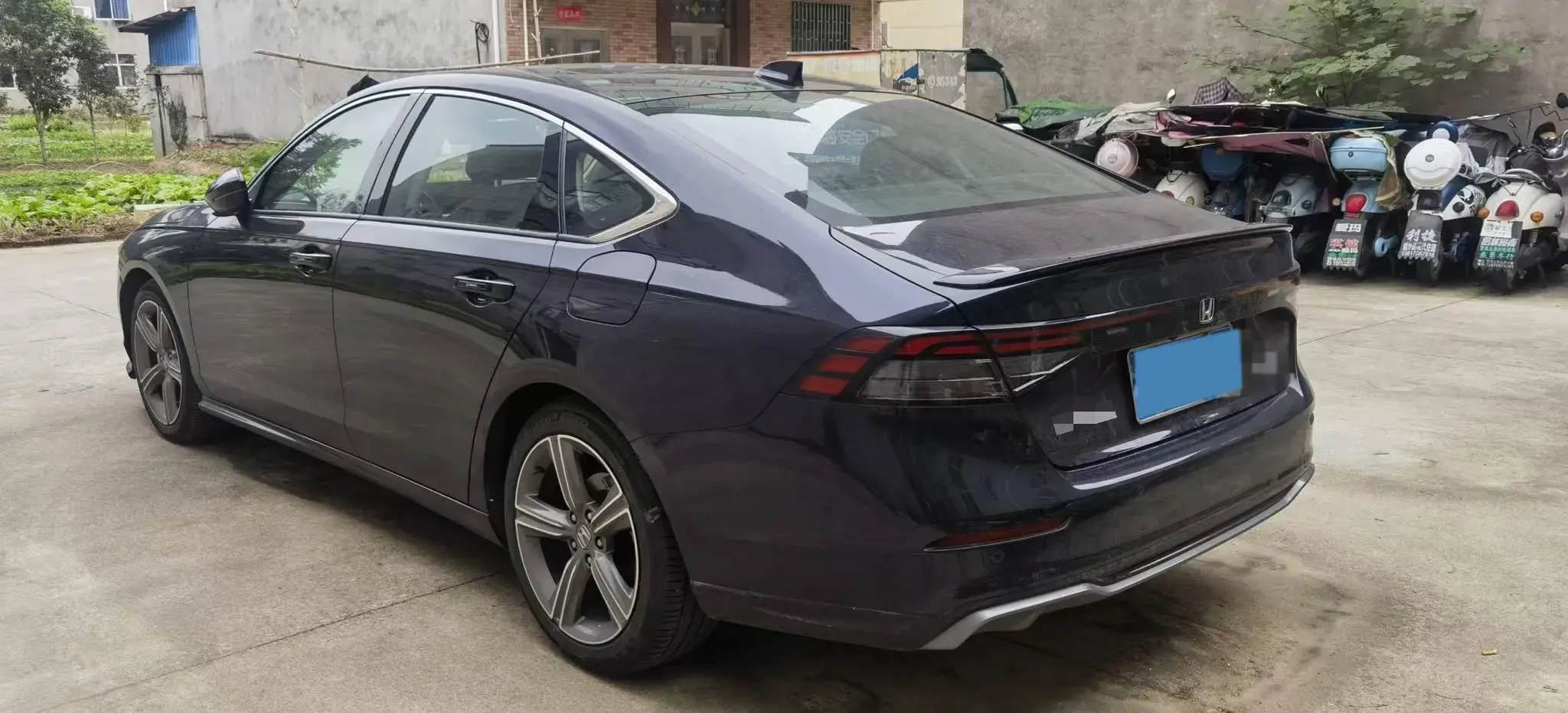 2025 HONDA ACCORD thumbnail 3