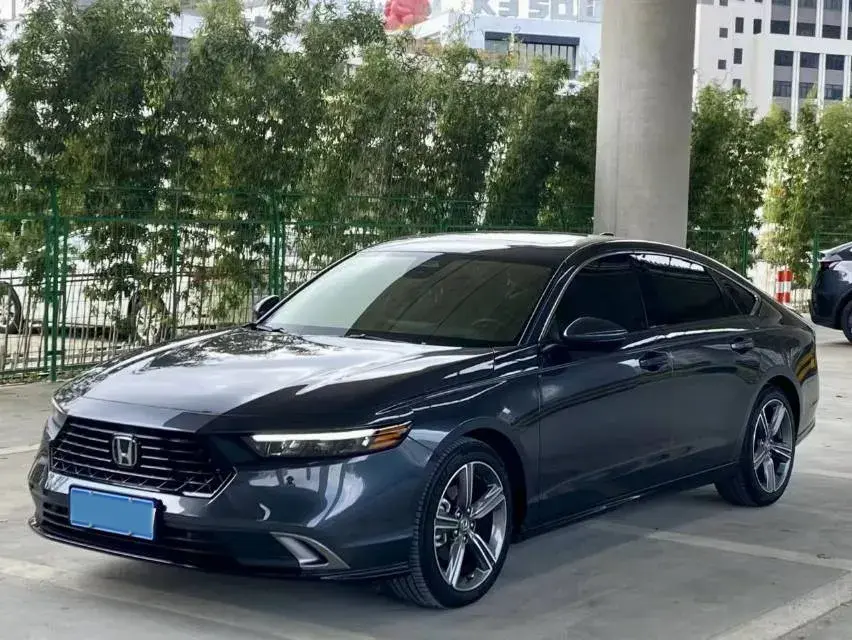 2025 HONDA ACCORD view 1