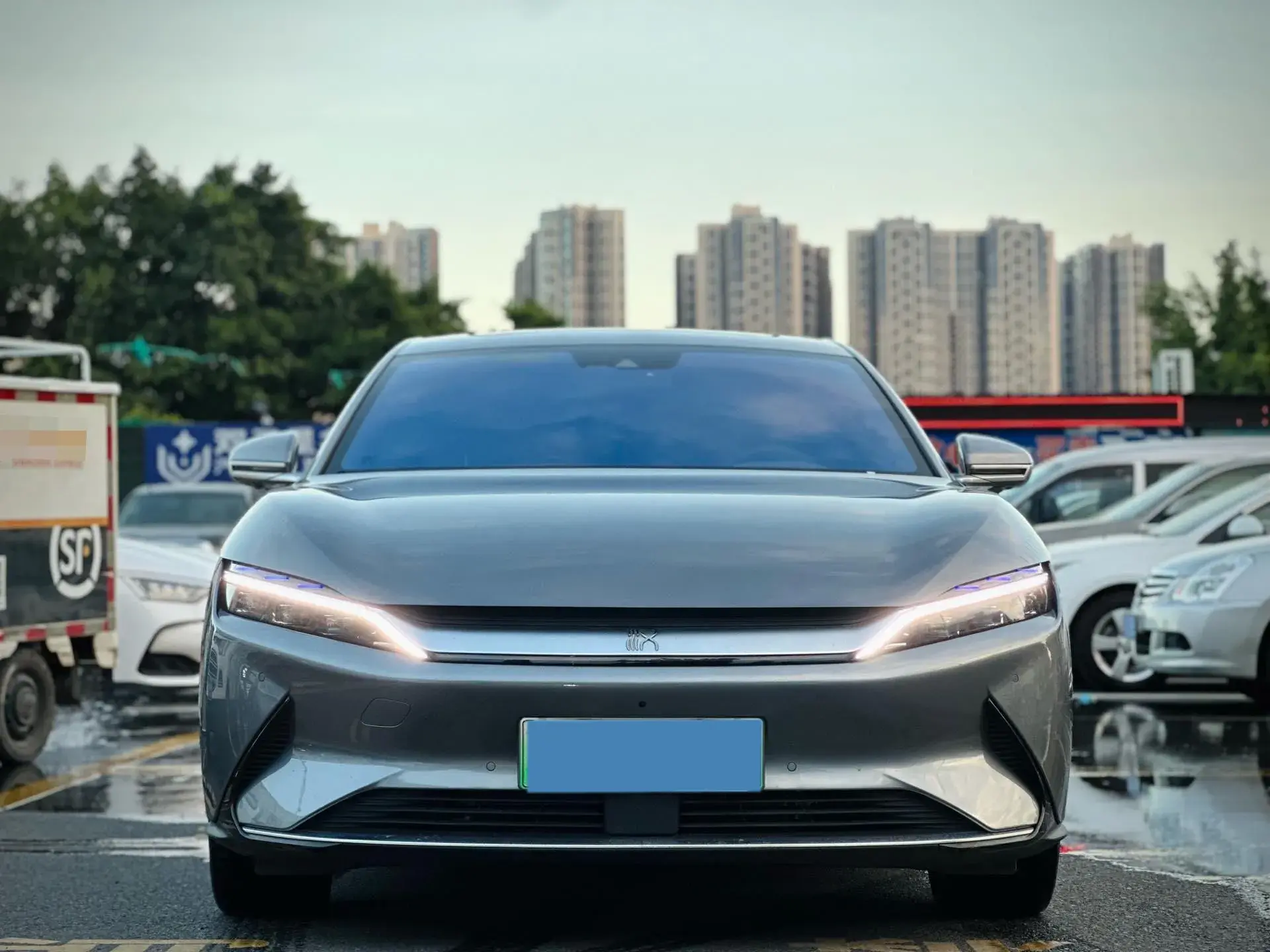 2020 BYD HAN thumbnail 2