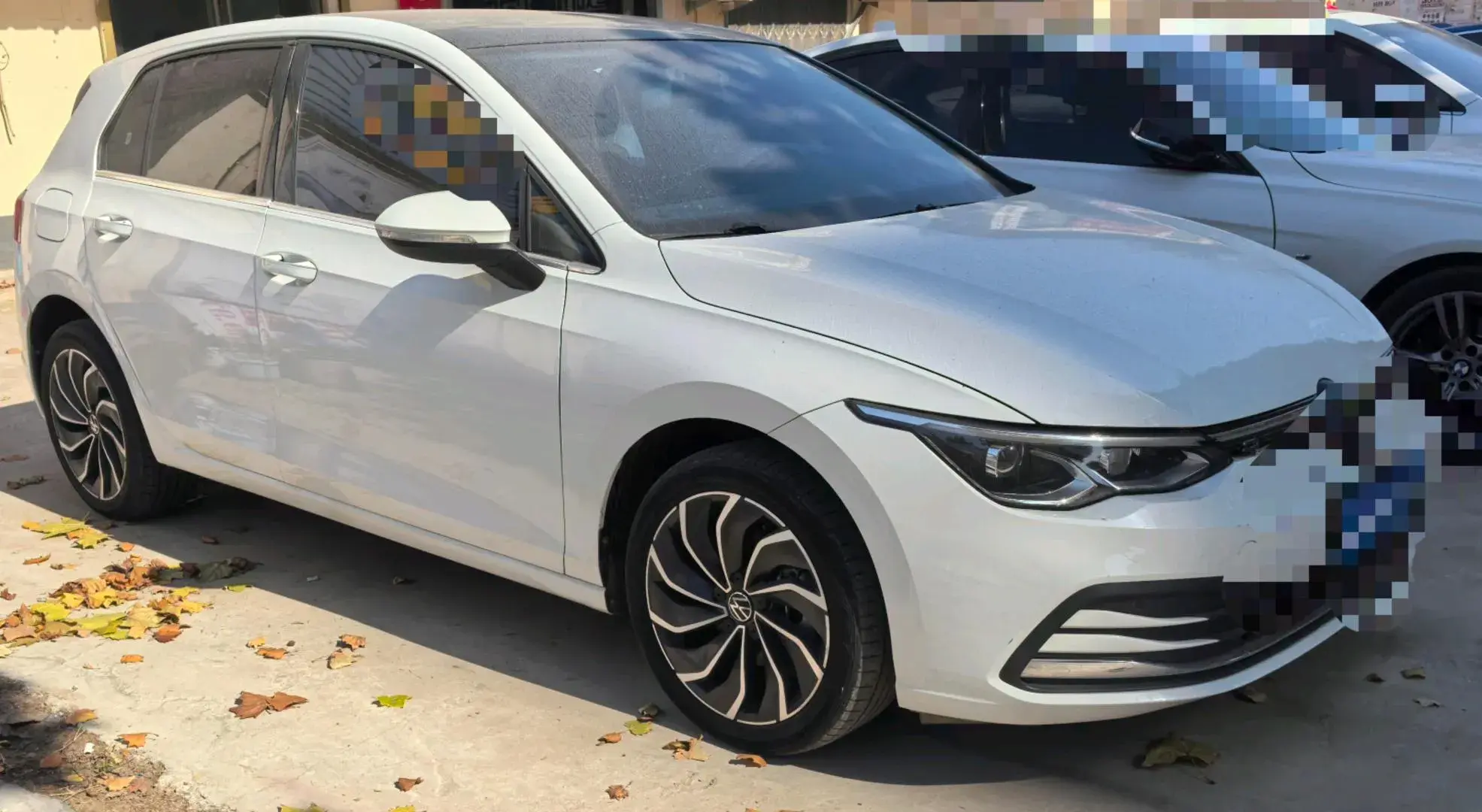 2021 VOLKSWAGEN GOLF thumbnail 3