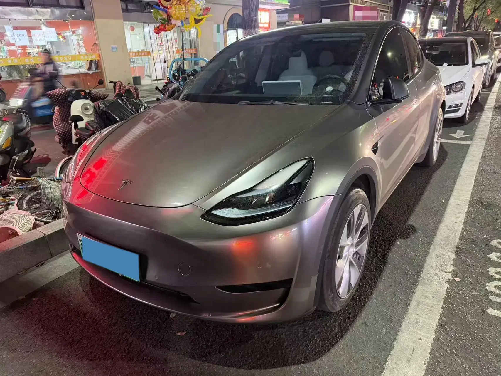 2022 TESLA MODEL view 1