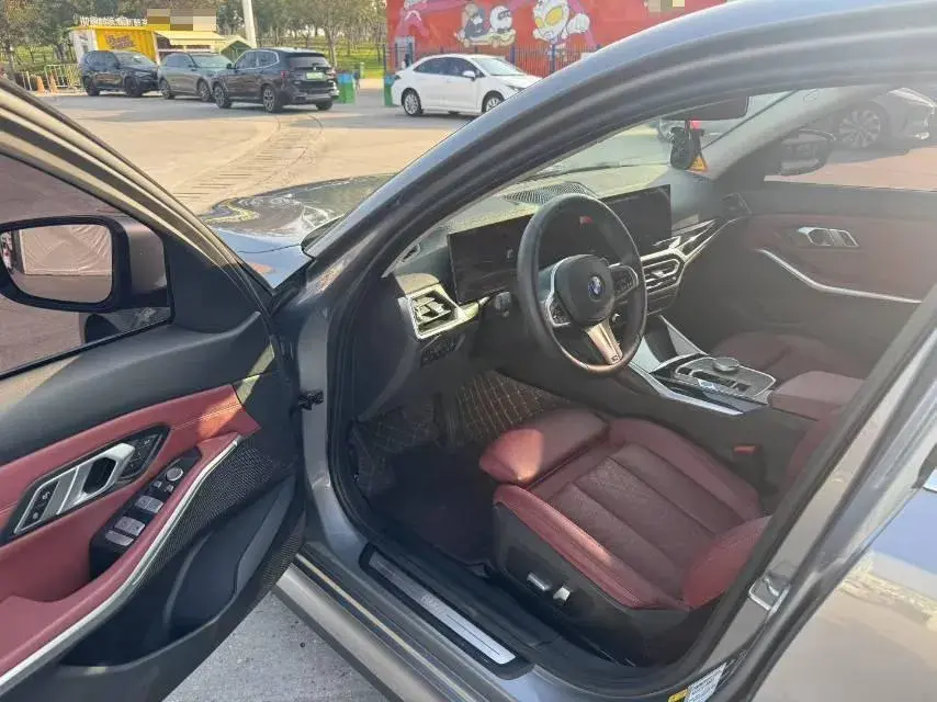 2024 BMW I3 thumbnail 4