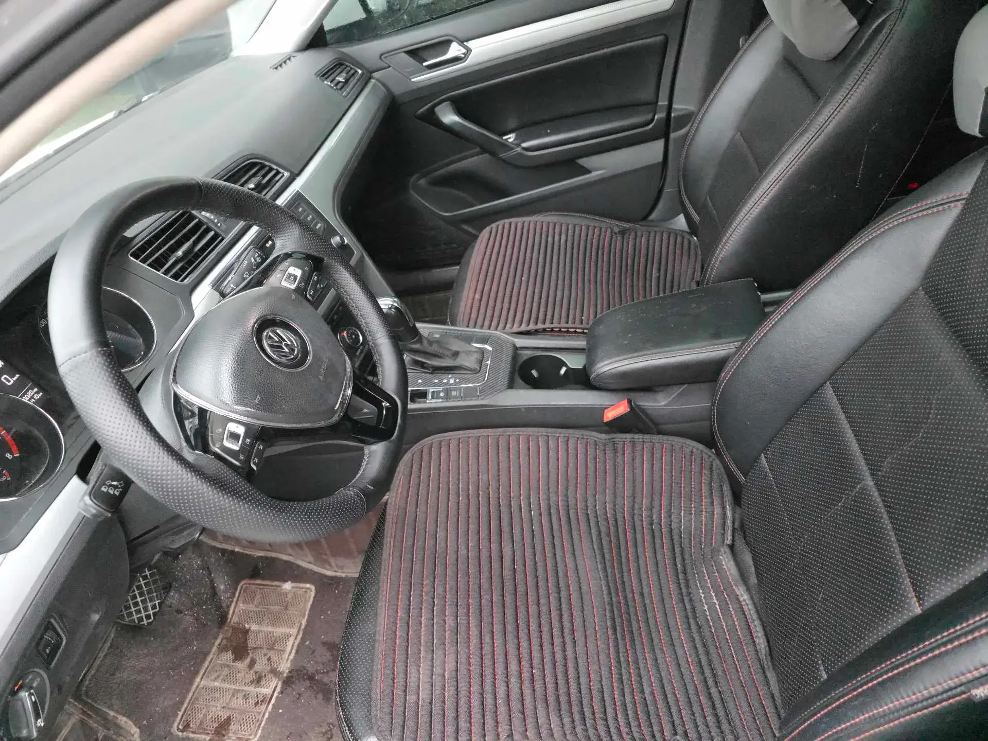 2018 VOLKSWAGEN LAMANDO thumbnail 4