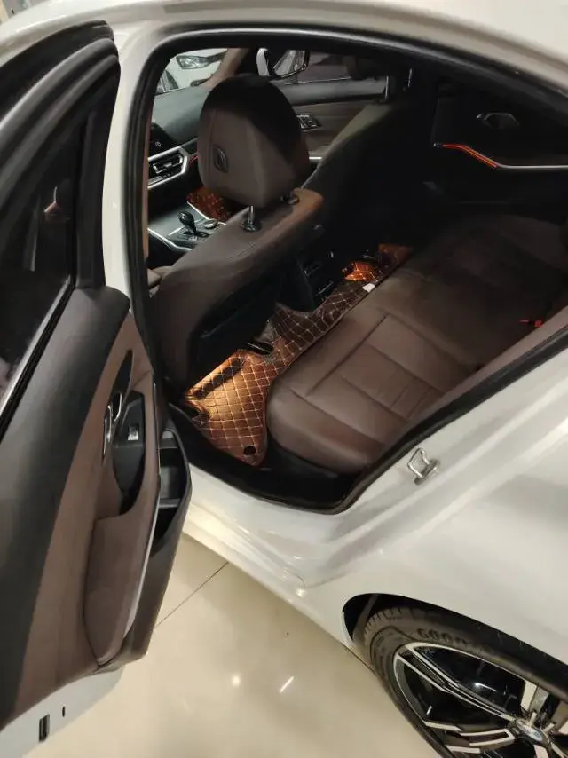 2021 BMW 3 thumbnail 4