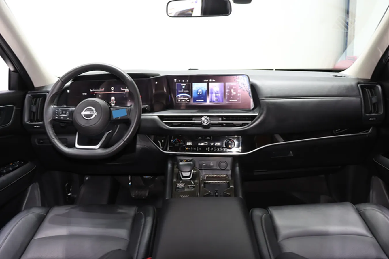 2024 Nissan Pathfinder 2.0T 252HP L4 9AT,autocango,china used car exporter,china ev exporter,chinese used car exporter,chinese used ev exporter