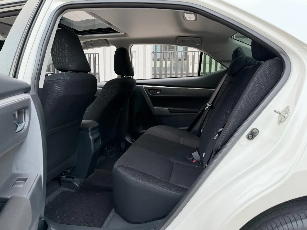 2017 Toyota Corolla 1.2T 116HP L4 CVT,autocango,china used car exporter,china ev exporter,chinese used car exporter,chinese used ev exporter