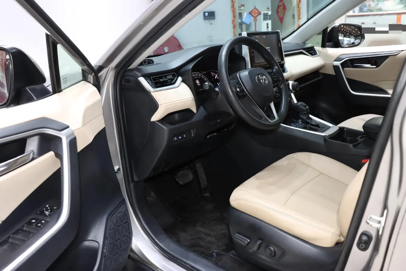 2020 Toyota RAV4 2.0L 171HP L4 CVT,autocango,china used car exporter,china ev exporter,chinese used car exporter,chinese used ev exporter