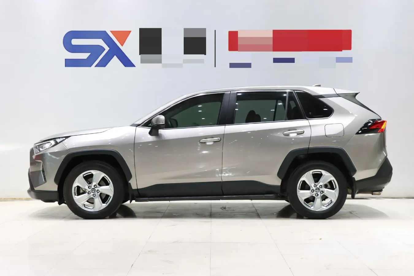2020 Toyota RAV4 2.0L 171HP L4 CVT,autocango,china used car exporter,china ev exporter,chinese used car exporter,chinese used ev exporter
