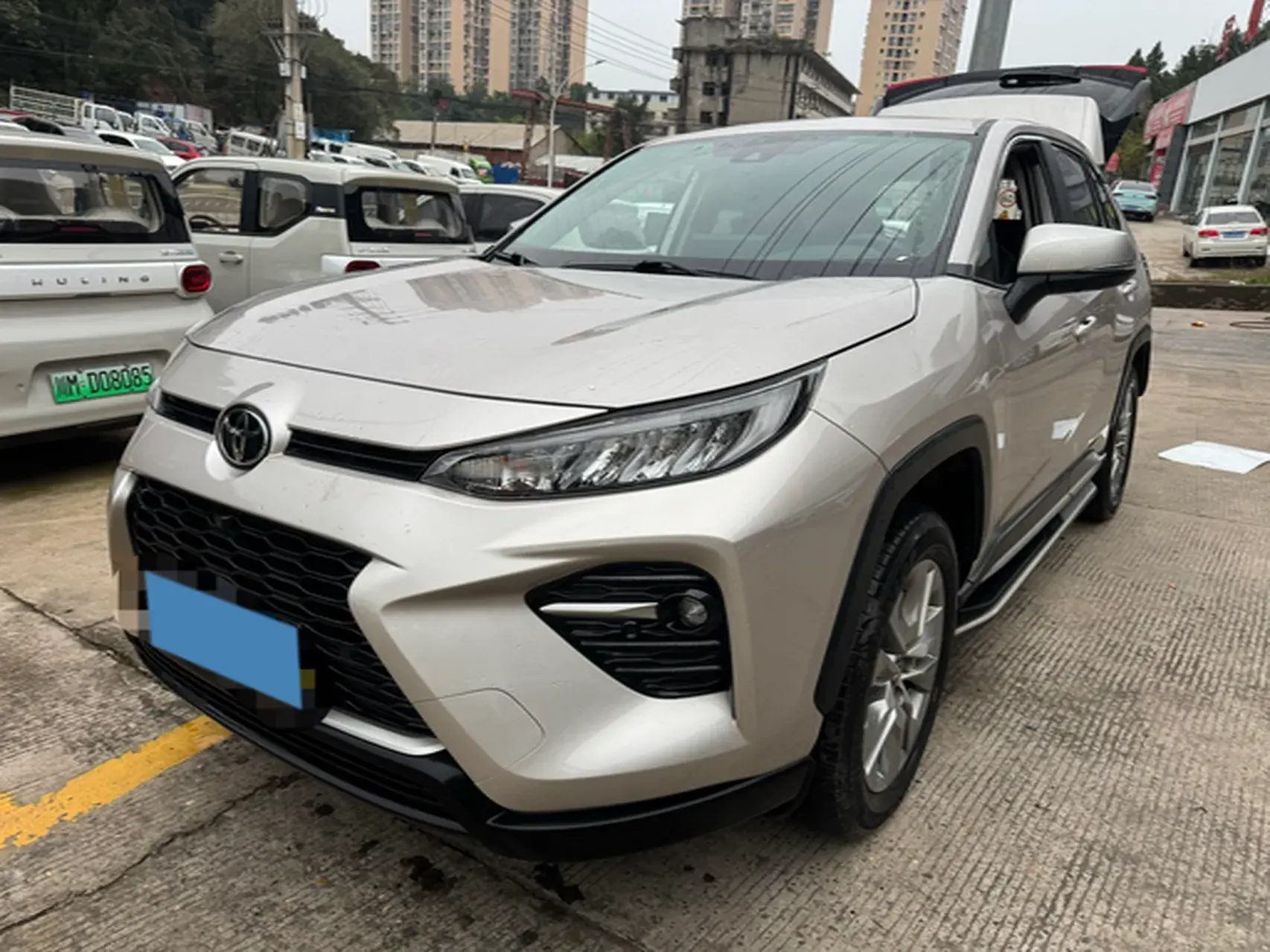 2022 TOYOTA WILDLANDER view 1