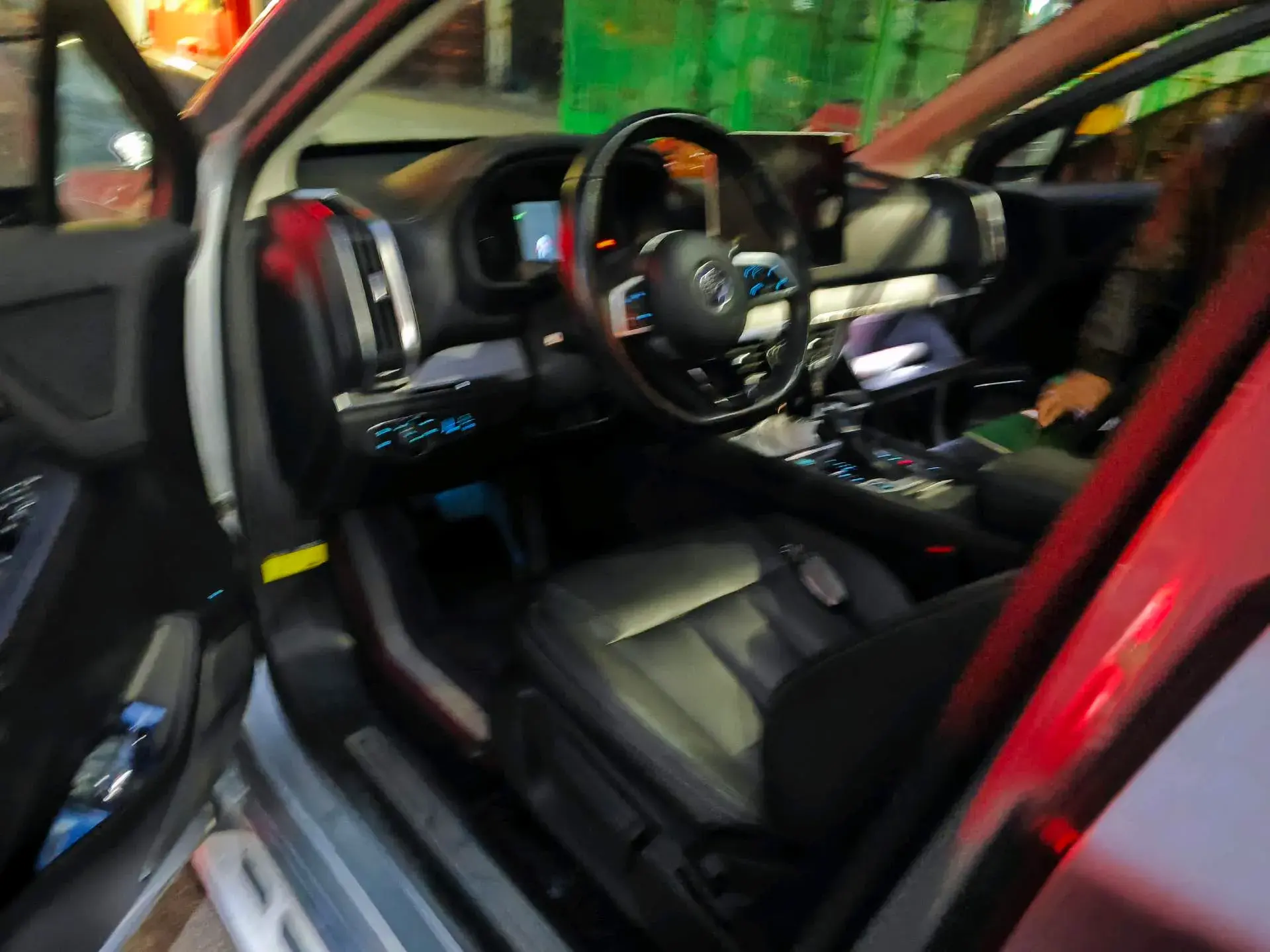 2018 BYD TANG thumbnail 4