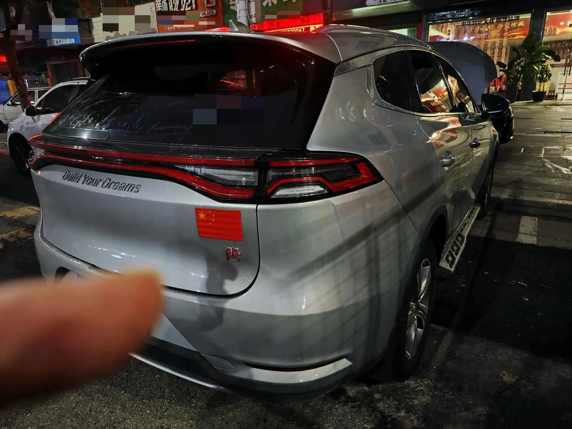 2018 BYD TANG thumbnail 2