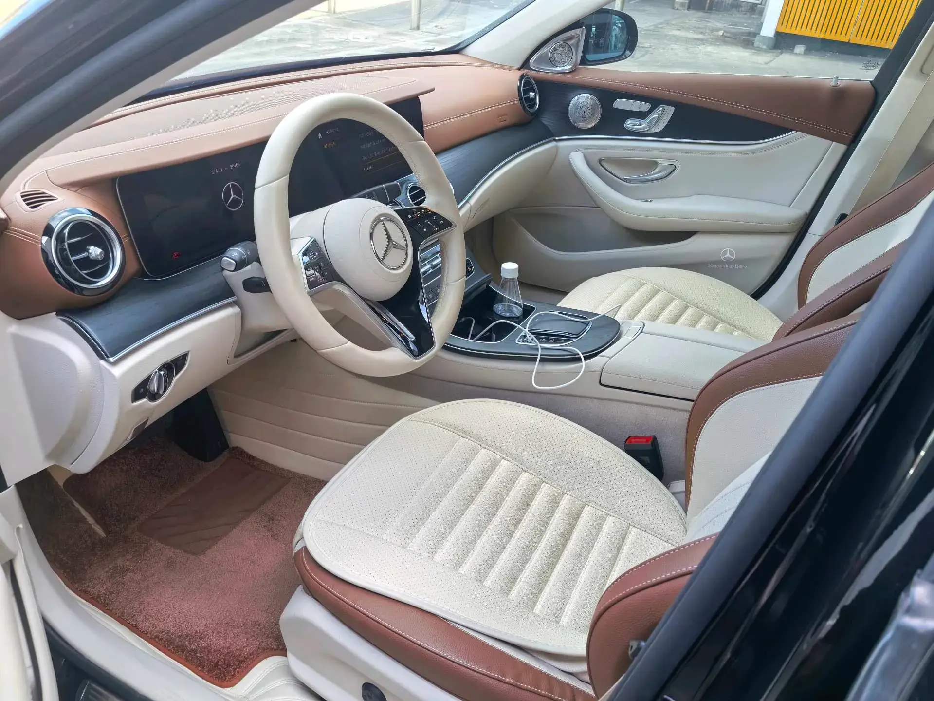 2023 MERCEDES-BENZ E thumbnail 4