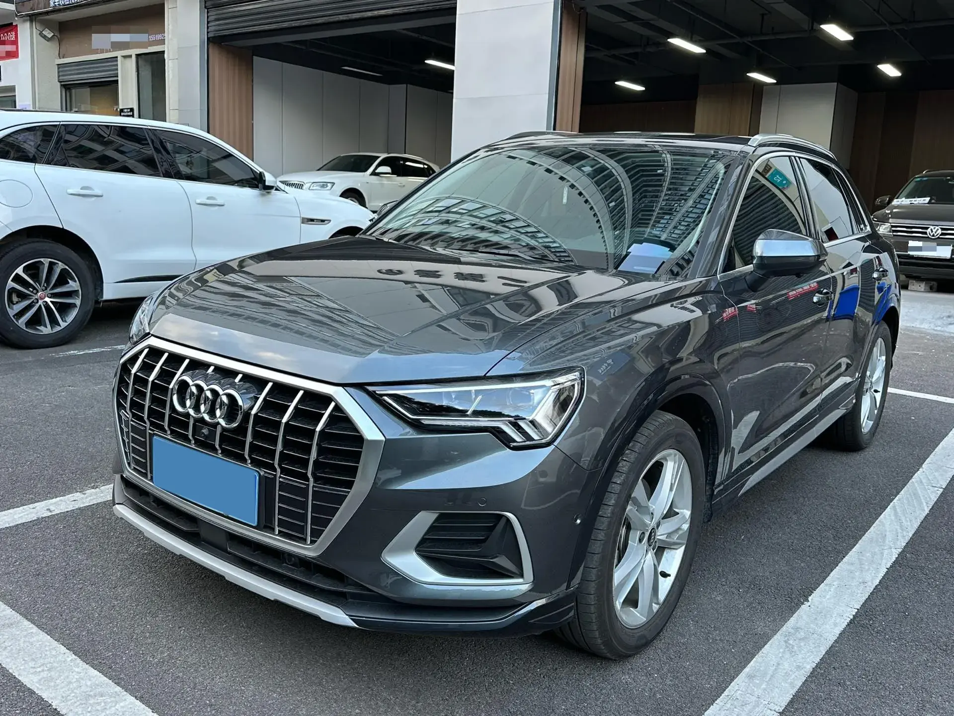 2023 AUDI Q2L view 1